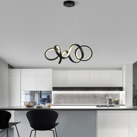 Plafonnier LED suspendu au design simpliste moderne, luminaire décoratif d'intérieur, idéal pour un salon ou un hôtel