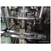 Machine à emballer automatique de joint de remplissage de forme verticale de noix de macadamia modèle VT520 pour sac quad