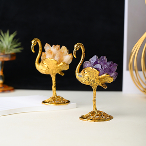 Nouveauté 2026 : Figurine de flamant rose faite à la main avec pointe de cristal de quartz naturel pour la guérison et la décoration - Product Image 2