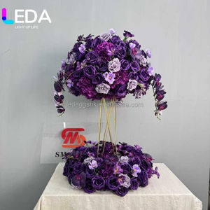 LEDA Composition florale en fleurs de soie violet foncé lisse, thème floral, centre de table de mariage, accessoires d'événement - Product Image 6