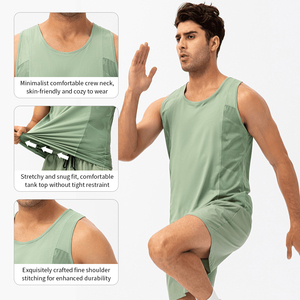 Débardeur de sport respirant personnalisé pour hommes – Vêtements de fitness décontractés pour l'été - Product Image 2