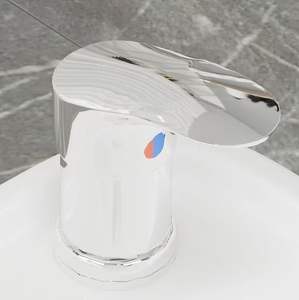 Unidad de Lavacabezas para Salón de Belleza y Barbería, con Lavabo Inclinable de Cerámica Blanca y Negra, Asiento Ajustable y Cama para Lavado de Cabello - Product Image 6