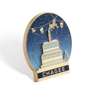 Pin Metálico de Diseño Único con Brillo de Cielo Estrellado, Personalizado con Lugares Turísticos, Recuerdo, Regalo - Product Image 3