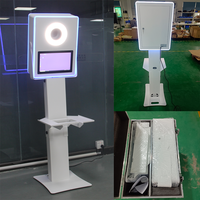 Cabina de Fotos con Pantalla Táctil de 13.3'' Directo de Fábrica con Estuche de Transporte, Carcasa de Fotomatón de Estilo 2026 para Alquiler en Eventos