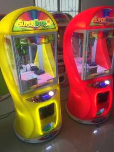 de la <span class=keywords><strong>historia</strong></span> la versión Robot 2 magia muñeca regalo Premio moneda notas individuales Cubo de juguete caja de la garra crane - Product Image 4