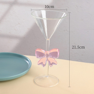 Set di Calici da Vino Eleganti con Fiocco Personalizzati, Bicchieri in Cristallo Fatti a Mano per Vino Rosso, Cocktail e Latte a Casa - Product Image 5