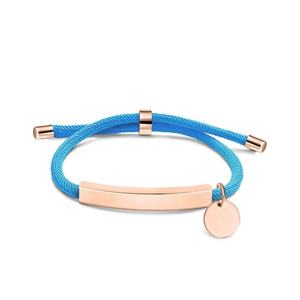 Bracelets de couple à la mode, logos gravés personnalisés en cadeau, bracelets en acier inoxydable de différentes couleurs - Product Image 4