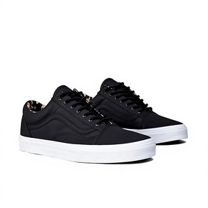 Suprex Enterprises 2026 Nouvelle Collection Chaussures de Sport Décontractées pour Hommes – Baskets Confortables de Haute Qualité pour la Course à Pied, Motif Léopard – Vente en Gros - Product Image 2