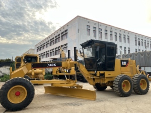 รถเกรดเดอร์ CAT 140K มือสอง สภาพการทำงานดี เครื่องยนต์ CAT ทรงพลัง ประสิทธิภาพการปรับระดับที่แม่นยำ - Product Image 5