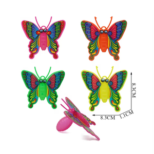 Pistola de Agua de Plástico con Forma de Mariposa de 8cm, Mini Juguete de Insecto para Niños, Juego al Aire Libre, Regalo Promocional para Fiestas de Verano, Venta al Por Mayor - Product Image 3