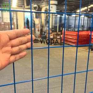 Clôture temporaire amovible du Canada avec connecteurs supérieurs et pieds plats pour une installation facile - Product Image 3