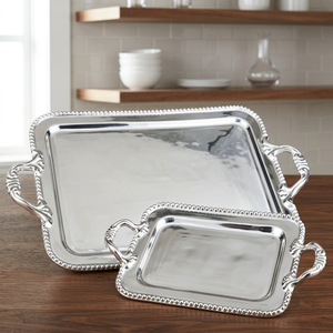 Bandeja de Presentación Metálica Artesanal Premium con Patrón Botánico Detallado y Borde Decorativo Elevado, Inspirada en la Elegancia de la Herencia - Product Image 1