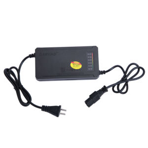 Cargador <span class=keywords><strong>de</strong></span> 60V 6A para Bicicleta Eléctrica, Motocicleta y Scooter, Cargador Electrónico <span class=keywords><strong>de</strong></span> Carga Lenta para Baterías <span class=keywords><strong>de</strong></span> Plomo-Ácido con Pantalla <span class=keywords><strong>de</strong></span> 6 Luces - Product Image 4