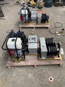 <span class=keywords><strong>Cabrestante</strong></span> hidráulico <span class=keywords><strong>de</strong></span> 5 toneladas con motor <span class=keywords><strong>de</strong></span> <span class=keywords><strong>gasolina</strong></span> para construcción eléctrica y tracción <span class=keywords><strong>de</strong></span> cables, ideal para explotación <span class=keywords><strong>forestal</strong></span> - Product Image 4