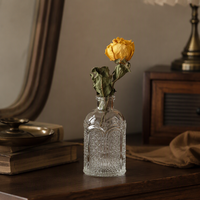 Bouteille diffuseur en verre au design unique, approvisionnement direct usine pour les marques de parfums d'intérieur et d'aromathérapie haut de gamme