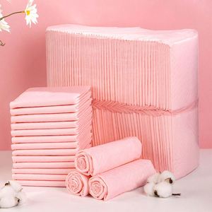 Tapis d'entraînement sanitaire super absorbant et anti-fuite pour animaux de compagnie (chiens, chats, chiots) – Idéal pour l'intérieur, pour petits et moyens chiens – Sous-couche absorbante pour l'urine - Product Image 5
