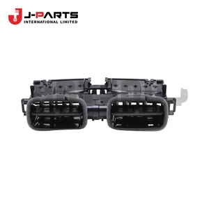 ชุดขั้วต่อแผงหน้าปัด ตรงกลาง สำหรับรถยนต์โตโยต้า ไฮเอซ TRH203 ปี 2005-2013 - Product Image 2