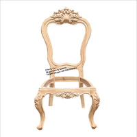 Décoration de La Maison en bois Dinant la Chaise