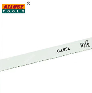 Lames <span class=keywords><strong>de</strong></span> <span class=keywords><strong>scie</strong></span> sabre bimétalliques <span class=keywords><strong>de</strong></span> qualité DIY S1122VF pour la coupe du bois et des métaux mous, 204 mm, 10-15 TPI, <span class=keywords><strong>support</strong></span> personnalisé OEM - Product Image 3