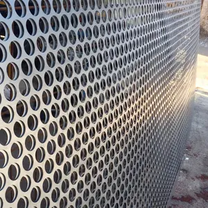 Cephe çit merdiven korkuluk için ücretsiz örnek yuvarlak delik altıgen delikli levha Metal