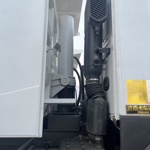 Truk Dump Diesel Bekas SINOTRUK HOWO 6x4 351-450HP Torsi 1500-2000Nm Euro <span class=keywords><strong>2</strong></span> Untuk Jalan Raya Kapasitas Muatan 31-40T - Product Image 3
