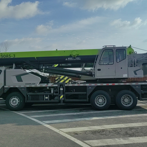 รถบรรทุกขนาดใหญ่ยกเครนภูมิประเทศขรุขระ 75 ตัน RT75 เครนเคลื่อนที่ราคาโปรโมชั่น - Product Image 4