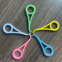 Extracteur jetable pour aligneurs orthodontiques et gouttières dentaires