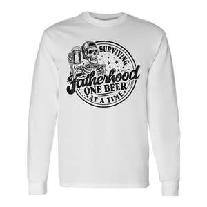 Camiseta de manga larga con estampado de "Surviving Fatherhood One Beer At A Time" para papá, regalo del Día del Padre - Product Image 1