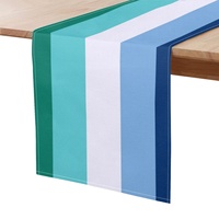 Chemin de table personnalisé en polyester imprimé arc-en-ciel pour homme gay, parfait pour la mise en scène des dîners domestiques, la décoration de table pour les rassemblements décontractés
