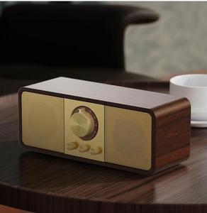 JY82 Altavoz Inalámbrico Portátil de Madera con Bluetooth, Mini Radio Vintage de Estilo Retro, Caja para Altavoces de Madera Portátil - Product Image 5