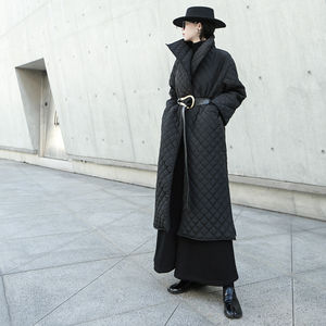 Cappotto <span class=keywords><strong>Oversize</strong></span> nero lungo imbottito in cotone lungo con spalline laterali a manica lunga ampia da <span class=keywords><strong>donna</strong></span> alla moda <span class=keywords><strong>giacca</strong></span> calda nuova invernale - Product Image 2