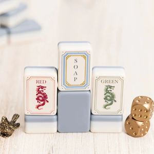 Exquisito Juego de Fichas de Mahjong Americanas Hampton Azules Talladas, 160 Piezas Completas, Ecológicas, para <span class=keywords><strong>Casino</strong></span>, Juego y Decoración de Mesa - Product Image 1