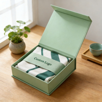 Caja de Regalo de Cartón Rígido Reciclable Personalizada con Cierre Magnético, Diseño Tipo Libro, Forma y Forro Personalizables, Laminación Mate