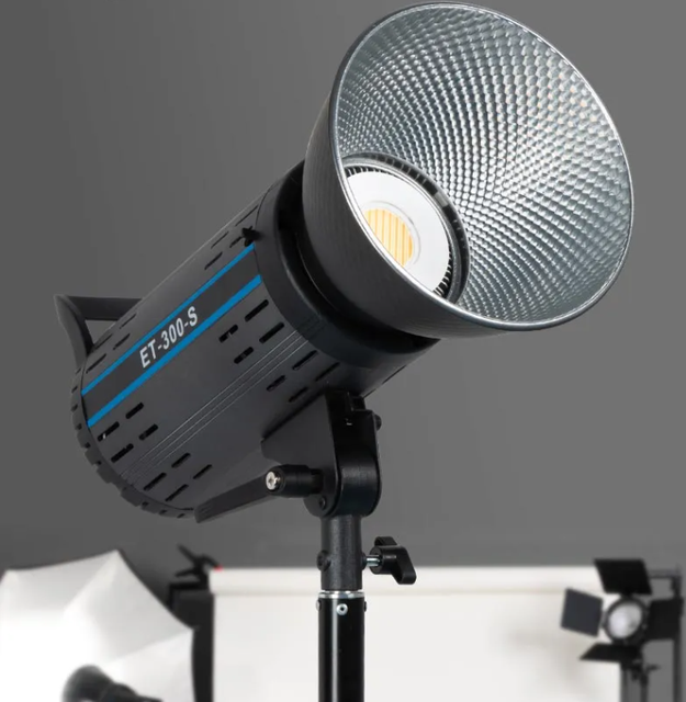 Hot ET-300-S Bi Color Soft Box Photo Studio Cob Outdoor Led Photography Lighting Kit Portable Light for Photography