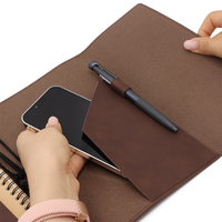 En gros, Prêt à l'emploi, 5 couleurs, Housse de carnet A5 en cuir PU, Étui de journal rechargeable avec sangle élastique, Couverture de livre