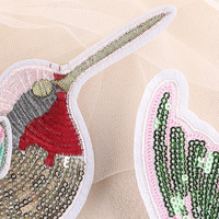 Patchs thermocollants brodés d'animaux et de oiseaux perlés, appliques brodées par ordinateur pour vêtements, sacs et accessoires