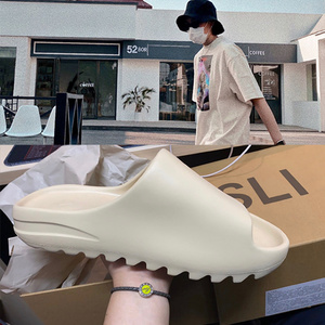 2026 Hot Sale Summer <b>Sandals</b> Slippers Couple Casual <b>Sandals</b> Women Men Outdoor Designer Slippers <b>Flat</b> Shoes - Product Image 6