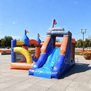 Château gonflable commercial extérieur sur mesure pour enfants et adultes - Product Image 1