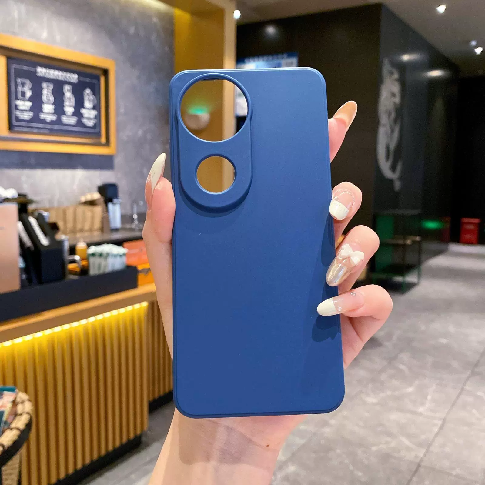 สีน้ำเงิน