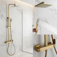 Ensemble baignoire et douche Glamour en or brossé, mitigeur de baignoire et système de robinetterie de douche cascade et pluie pour villas et hôtels