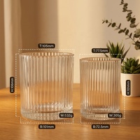 Pot à bougie en verre vide à rayures verticales et fond épais, en gros, pour centre de table de mariage et décoration intérieure