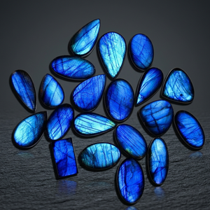 Cabochon de labradorite bleue naturelle à reflets, pierre précieuse en vrac à dos plat pour la fabrication de bijoux (vente en gros) - Product Image 4