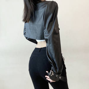 เสื้อแจ็คเก็ตหนังเทียมทรงไบค์เกอร์สำหรับผู้หญิง ดีไซน์เท่ห์สีเข้ม แต่งดีเทลหัวเข็มขัด แฟชั่นเสื้อคลุม - Product Image 6