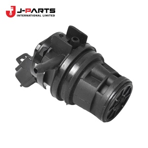 มอเตอร์และปั๊มอัสซี ชุดล้างกระจกหน้ารถสำหรับโตโยต้า HIACE TRH203 2005-2013 - Product Image 4