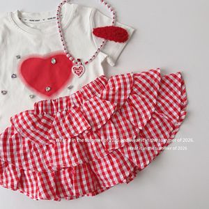 <span class=keywords><strong>Gonna</strong></span> a balze a quadri <span class=keywords><strong>rossa</strong></span> per bambina, collezione Estate 2026 - Product Image 1