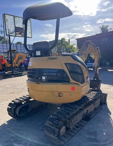 Miniexcavadora 2T 3T CAT 020CR 020 de segunda mano, excavadora usada con motor y bomba japoneses, certificación CE, accesorio de barrena. - Product Image 6