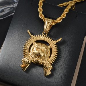 Pendentif Hip Hop pour Homme en Acier Inoxydable 316L Plaqué Or 18K, Tête de Lion Creuse Circulaire, Breloque Pistolet, Gravable sur Mesure, avec Cordon Torsadé Épais - Product Image 3
