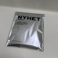 Sacs d'expédition en polyéthylène mat argenté avec impression personnalisée, pochettes auto-adhésives pour sweats à capuche, t-shirts et vêtements