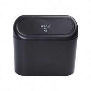 Cubo de Basura Cuadrado Negro de ABS para Coche, Contenedor Colgante para Desechos de Vehículo, Caja de Almacenamiento de Polvo con Tipo de Presión, Organizador Interior para Auto - Product Image 1