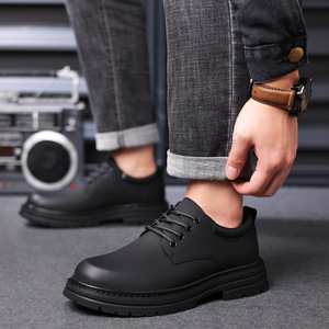 Bottes Martin pour homme en cuir véritable, bout rond, talon plat, semelle extérieure en caoutchouc antidérapante, couleur unie, botte à la cheville, chaussure de travail - Product Image 4